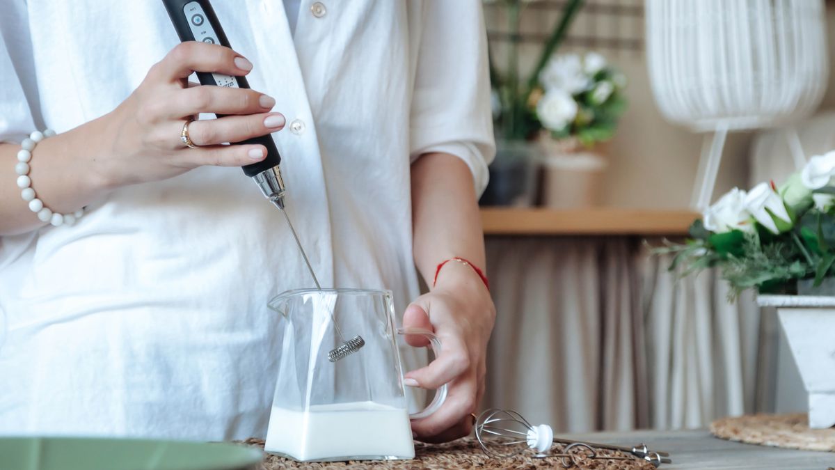 5 ways to froth milk without a milk frother Tom's Guide