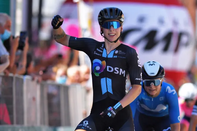 Secondo successo in carriera per Lorena Wiebes al Giro Rosa (Getty Images Sport) Secondo successo in carriera per Lorena Wiebes al Giro Rosa (Getty Images Sport)