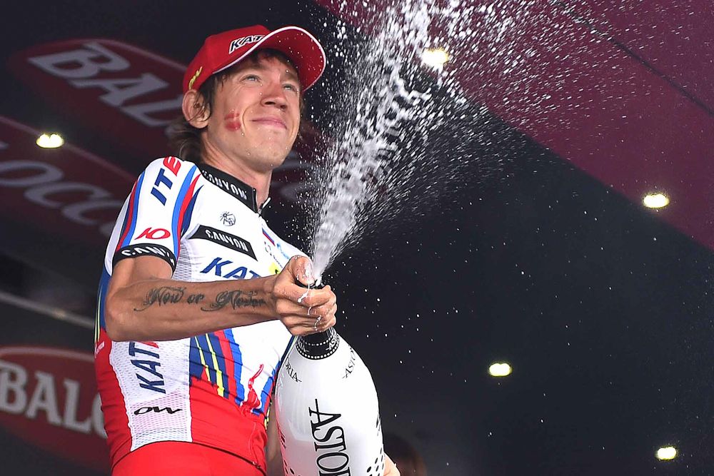 Ilnur Zakarin (Katusha) sprays victory champagne after stage 11.