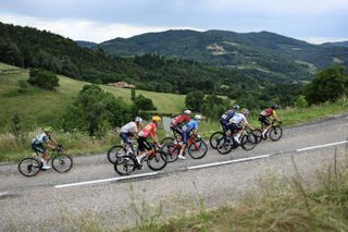 Critérium du Dauphiné - Tour Auvergne-Rhône-Alpes stage 2 LIVE - Clement Braz Afonso virtual leader as rain falls on the riders