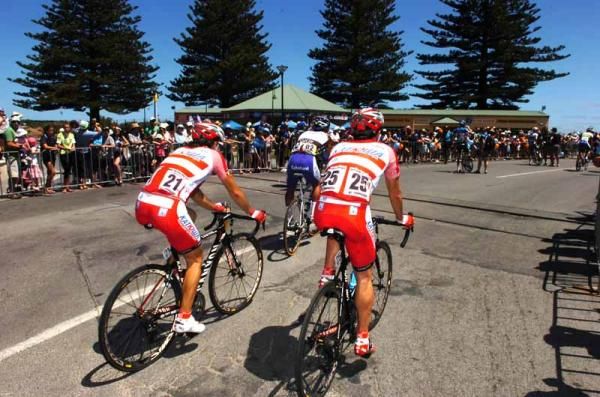 Two Katusha riders on stage 3 of the Tour Down Under