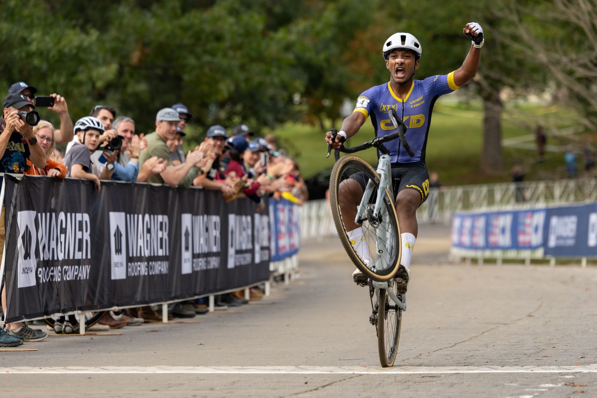 Manon Bakker and Tofik Beshir Win Charm City Cross Day 1 C1 Races