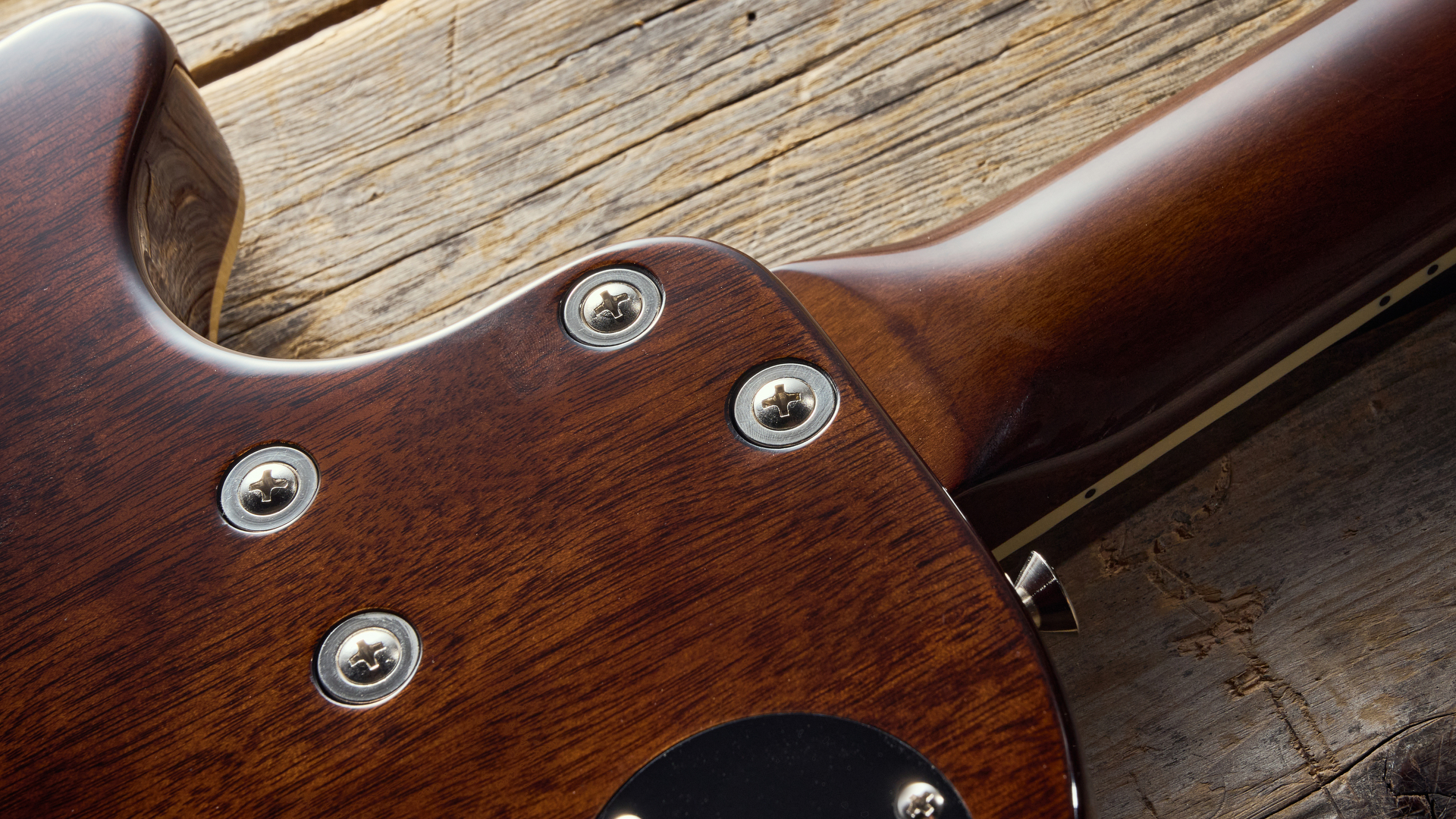 The neck heel of the Gretsch Electromatic Jet Baritone
