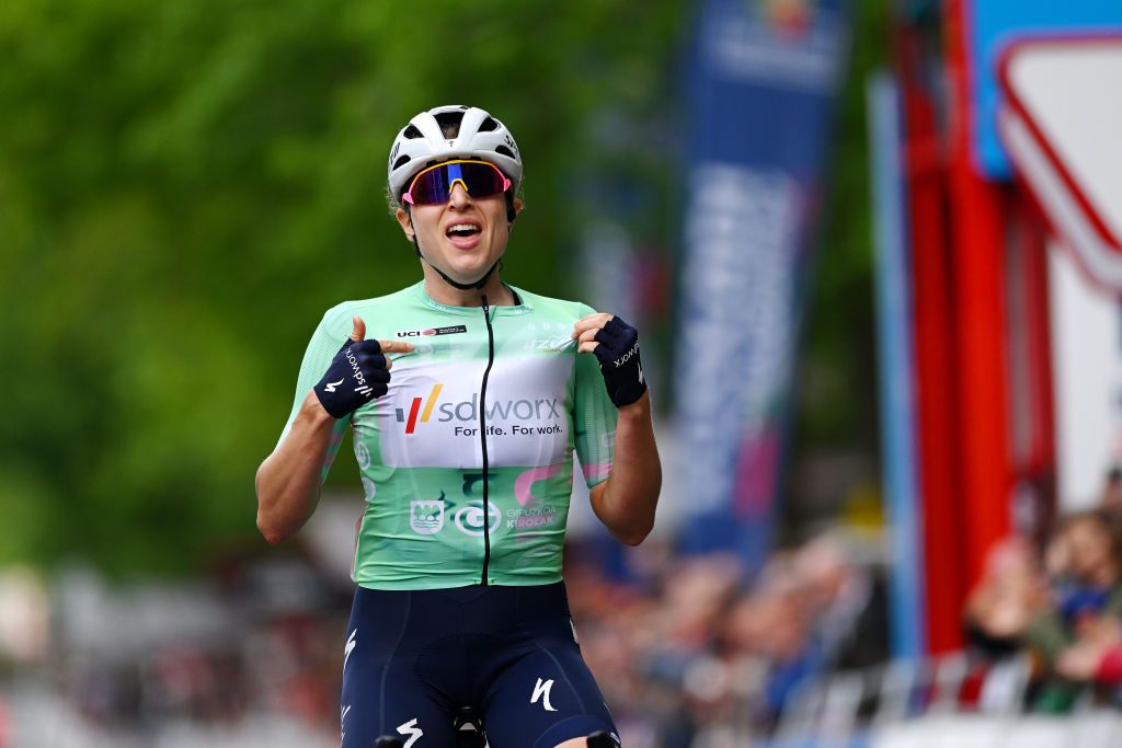 SAN SEBASTIAN SPAIN MAY 14 Marlen Reusser of Switzerland and Team SD Worx Green Points Jersey celebrates at finish line as stage winner during the 2nd Itzulia Women 2023 Stage 3 a 1148km stage from Donostia San Sebastian to Donostia San Sebastian UCIWWT on May 14 2023 in Donostia San Sebastian Spain Photo by Dario BelingheriGetty Images