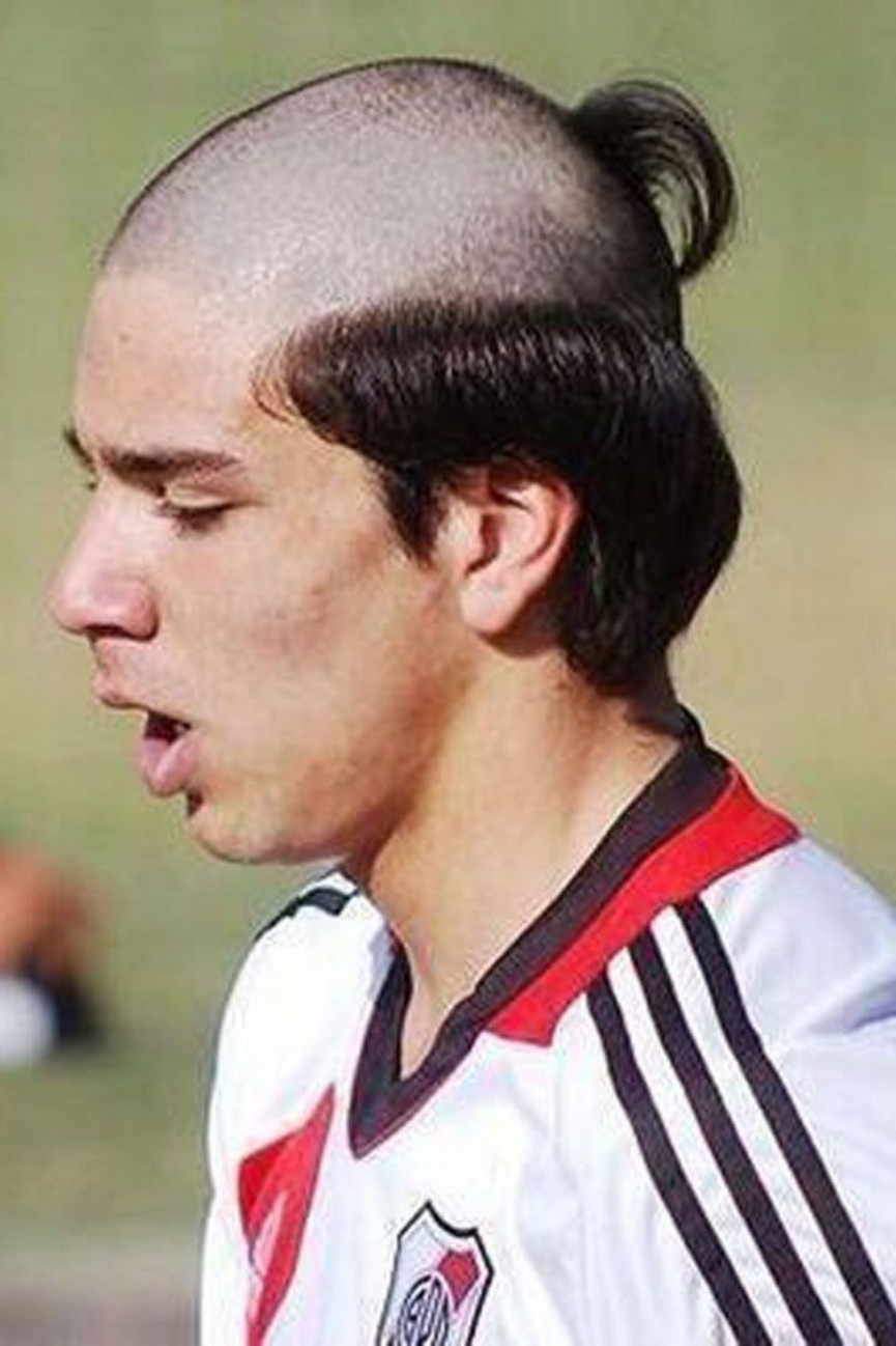 worst-sporting-hairstyles-15-1556697725-2PvG-column-width-inline