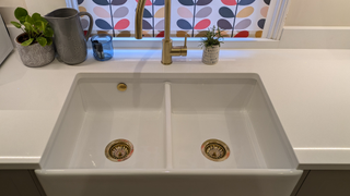 Kitchen sink