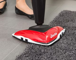 The revolutionary steam cleaning with Vileda Mopa Spray Clean: efficiency  and comfort in your hands 