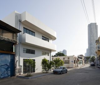 Bauhaus exterior of house Tel Aviv