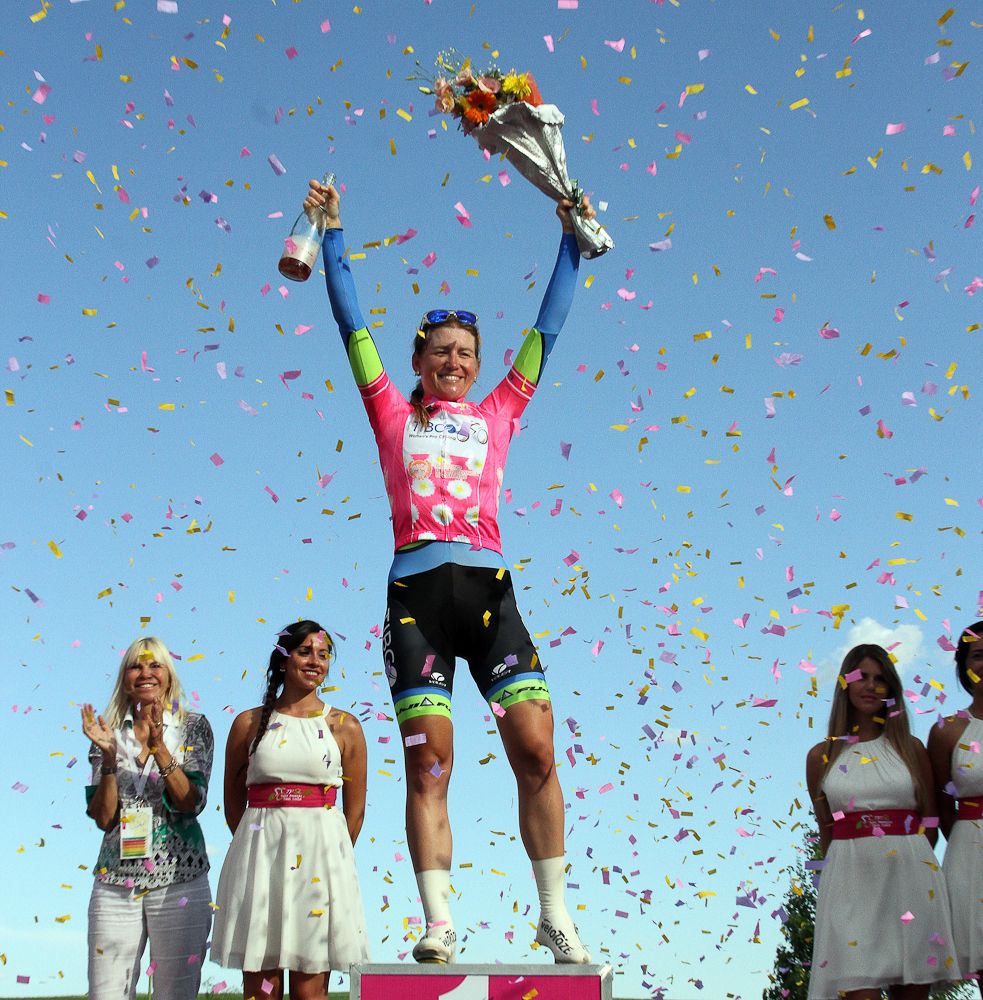 Lauren Stephens in the San Luis leader's jersey.
