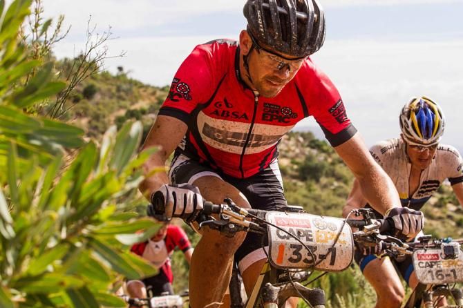 Philip Buys of Scott Factory Racing pushes hard up Simonsberg mountain