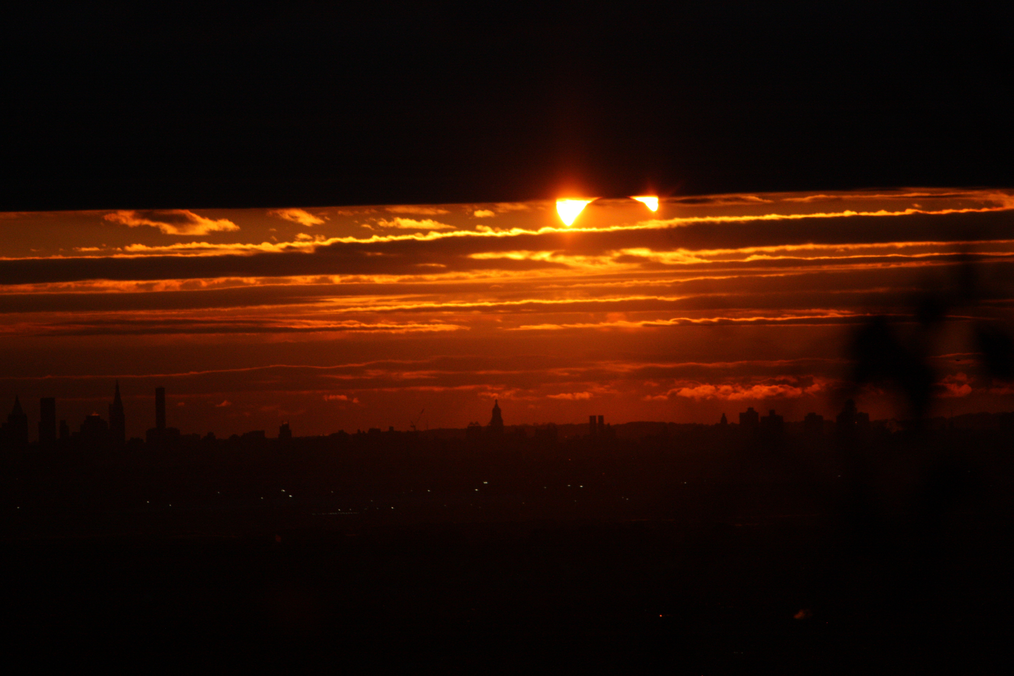 Rare Hybrid Solar Eclipse Photos of Nov. 3, 2013 (Gallery) | Space