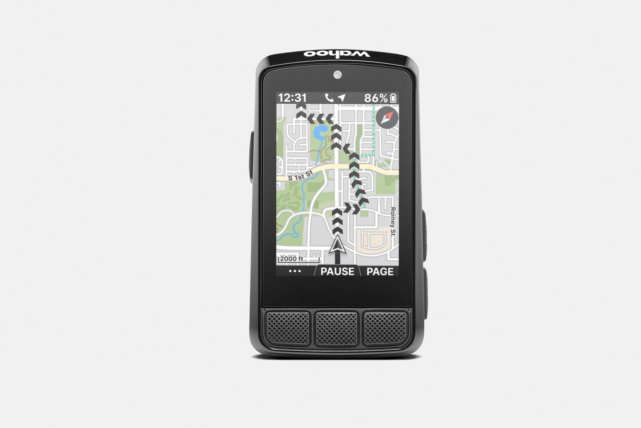 A new Wahoo Bolt 3 computer mounted to handlebars