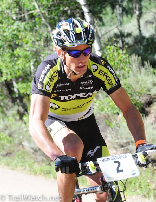 Dave Wiens (Topeak Ergon) seemed to be in a bit of trouble but bridged up to the leaders.