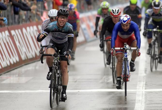 Mark Cavendish (Omega Pharma-QuickStep) outsprinted French champion Nacer Bouhanni (FDJ) and Luka Mezgec (Argos-Shimano) to win stage 12 in Treviso