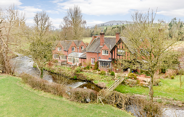Plas Tanat Estate_108999232_198591511