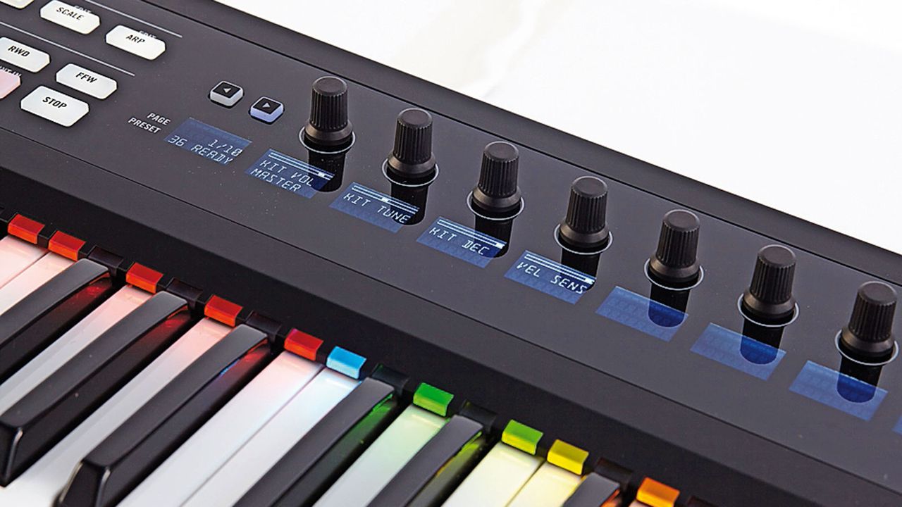 Keymaps appear as different colours, one-finger chord mode shows the keys in each chord and the arpeggiator sends rainbow colours flying