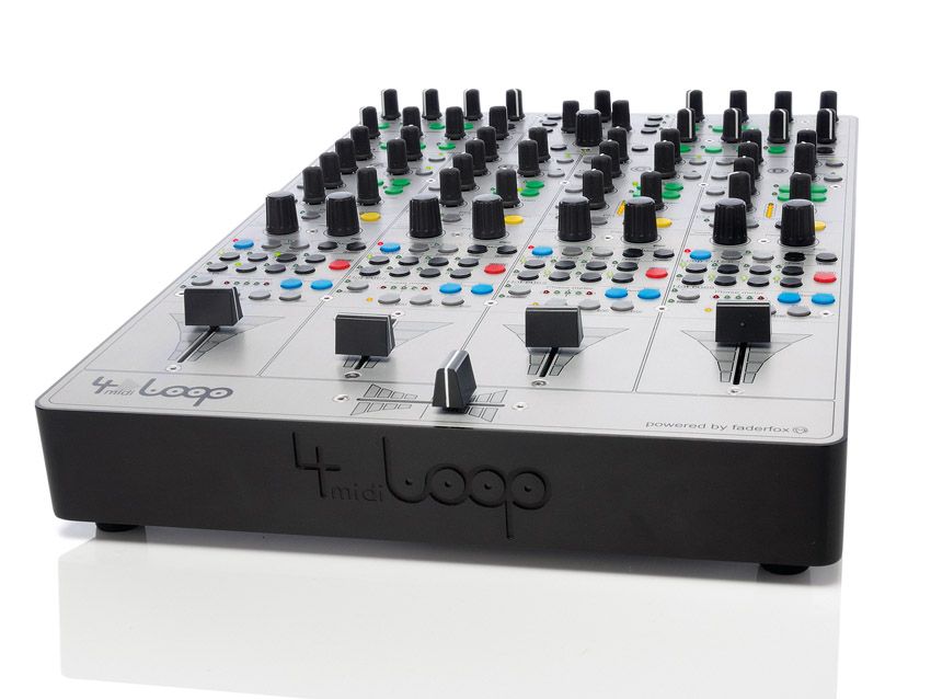 Despite lots of buttons and no screens, the 4midiloop is very easy to navigate.