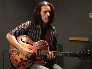 After years as a heavy metaller in Testament, Alex Skolnick has turned his talents to jazz