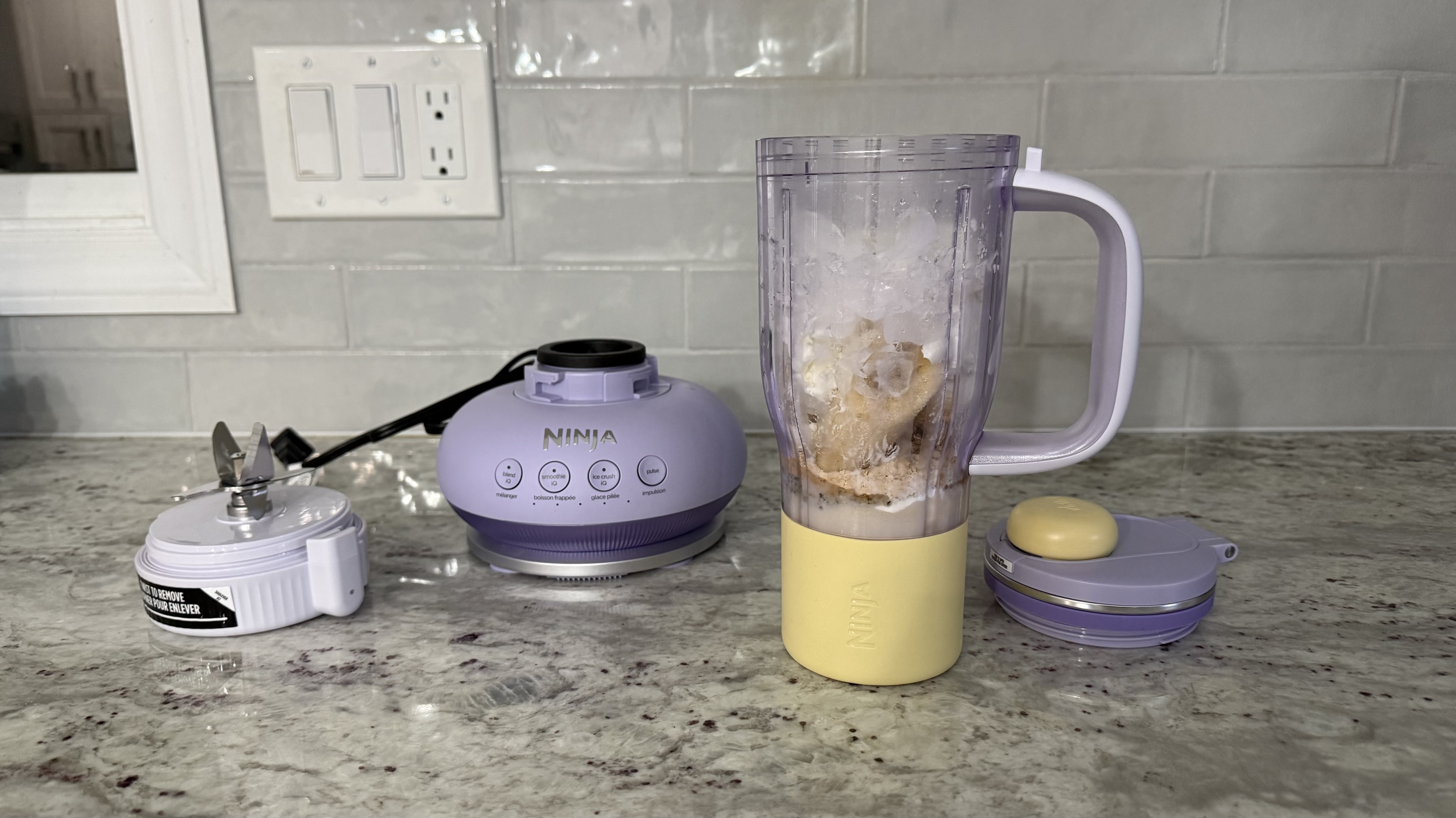 Making a banana smoothie with Ninja BlendBOSS Tumbler Blender