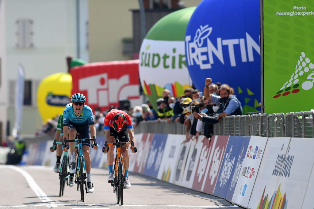 Pello Bilbao (Bahrain-Victorious) wins stage 4 of the Tour of the Alps