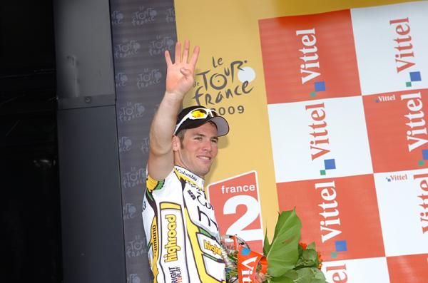 Mark Cavendish (Columbia-HTC) gets more podium time after stage 11.