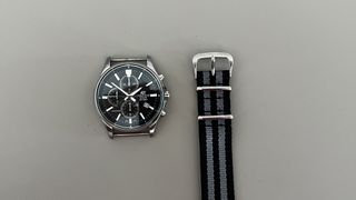 Changing the watch strap on a Casio Edifice
