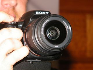 Sony a55 packs translucent tech