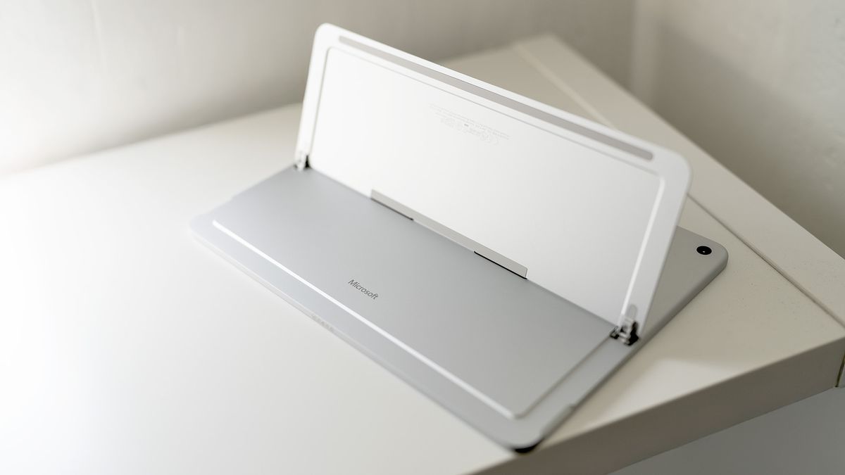 Microsoft Surface Pro 12 (2025)