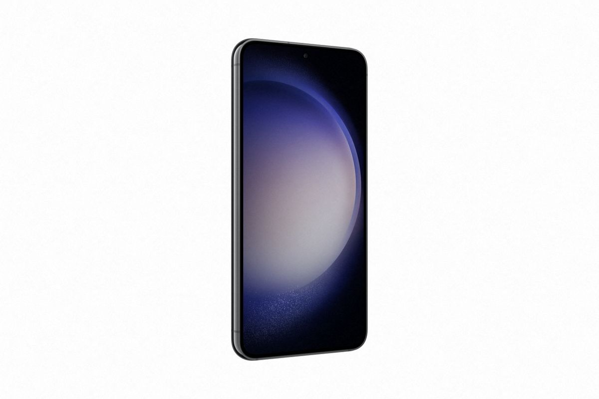 Official images of the Galaxy S23 in Phantom Black, from the front
