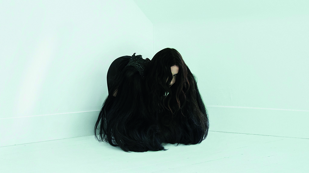 Cover art for Chelsea Wolfe - Hiss Spun album