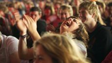 Woman laughin in a comedy audience © Felix Kunze/Redferns