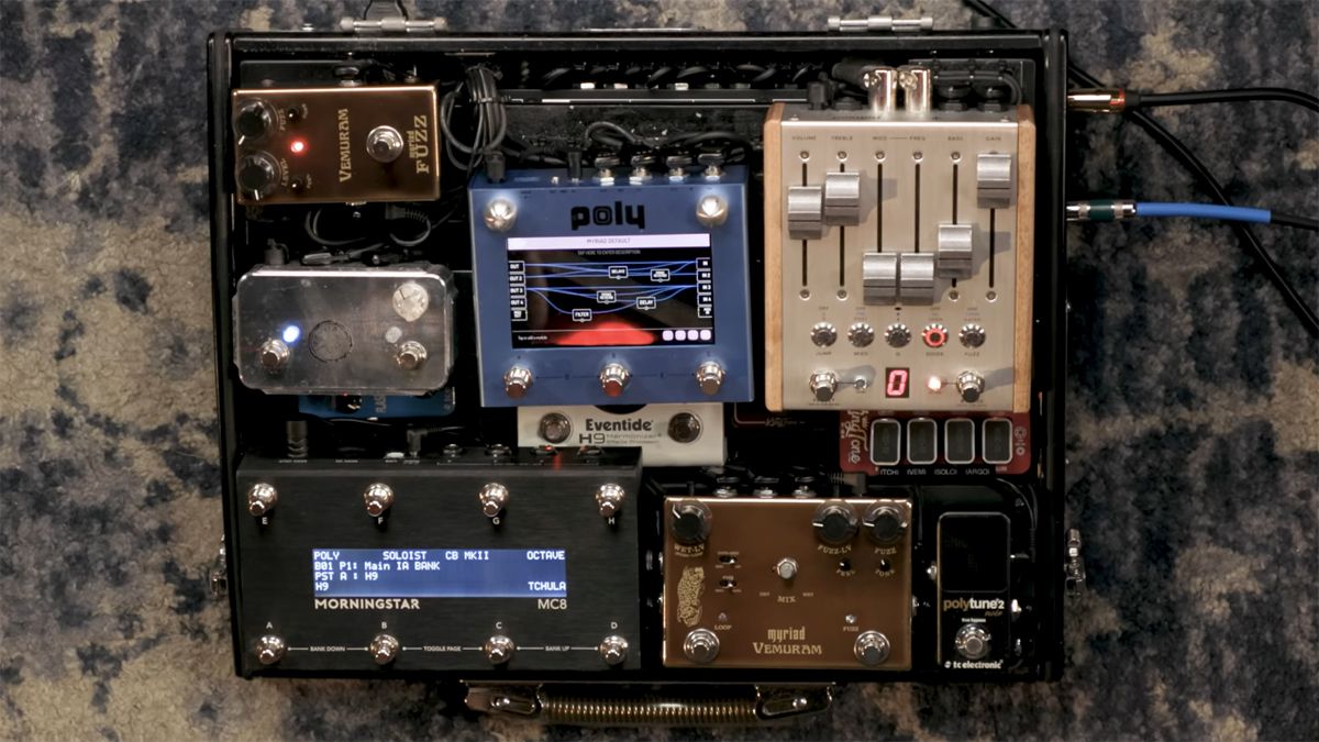 Josh Smith shows how he blends classic blues with stateoftheart tech