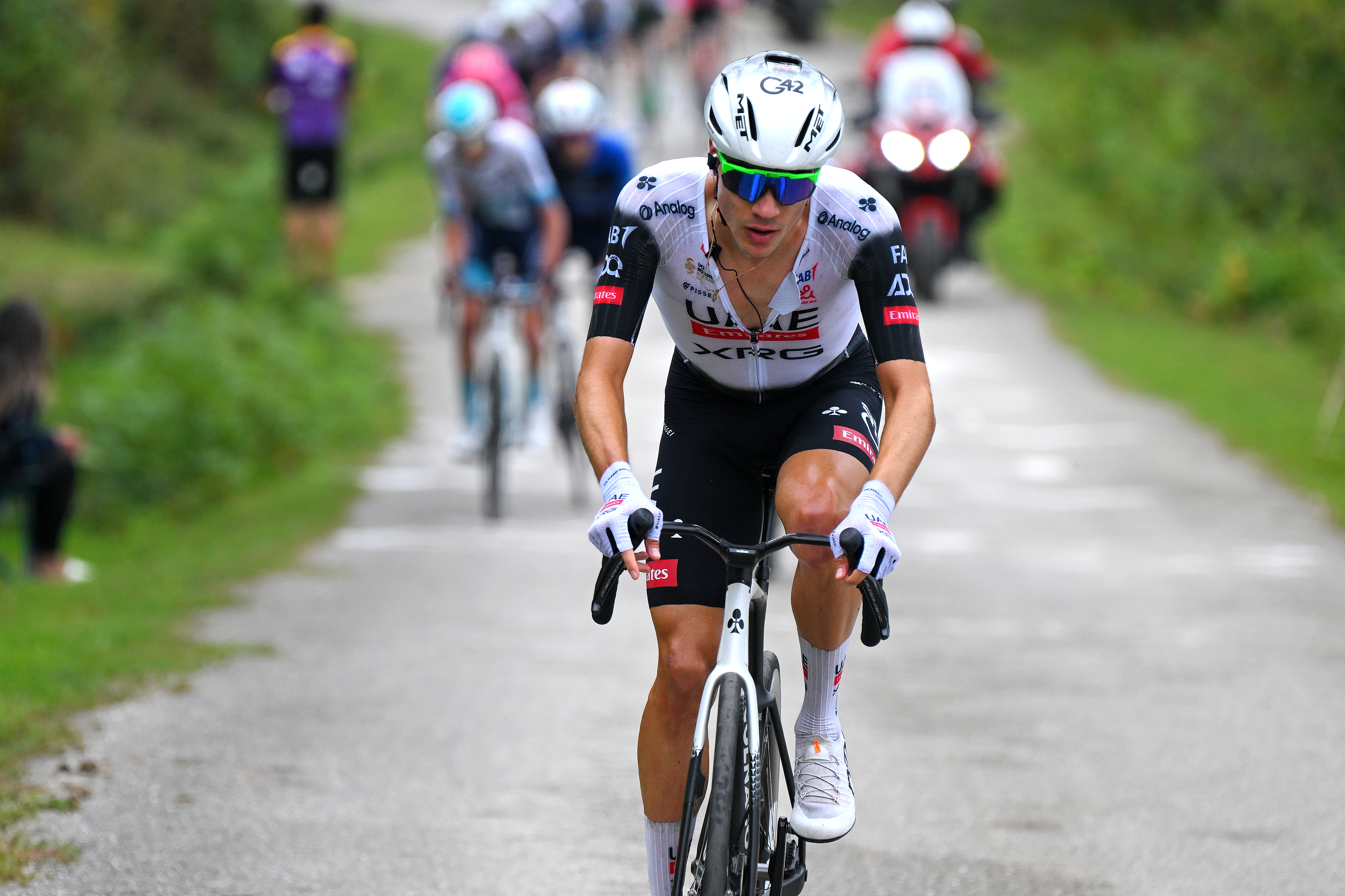 LOS CORRALES DE BUELNA, SPAIN - SEPTEMBER 04: Juan Ayuso of Spain and UAE Team Emirates - XRG attacks in the breakaway during the La Vuelta - 80th Tour of Spain 2025, Stage 12 a 144.9km stage from Laredo to Los Corrales de Buelna / #UCIWT / on September 04, 2025 in Los Corrales de Buelna, Spain. (Photo by Tim de Waele/Getty Images)