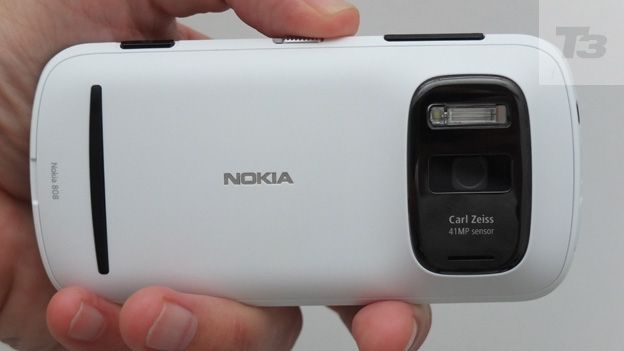 Nokia 808 PureView review