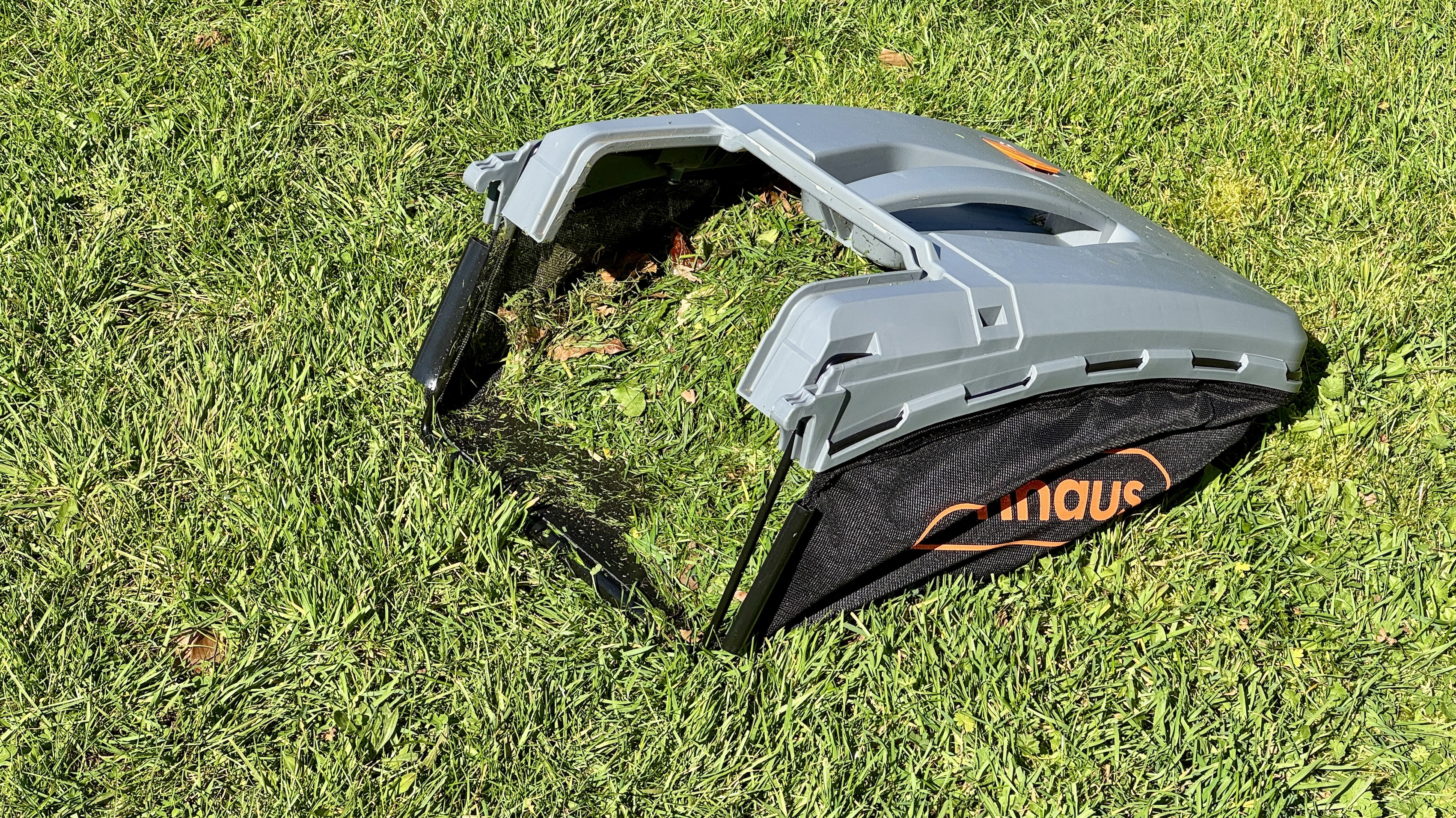 Vonhaus 171cc Petrol Lawn Mower being used on lawn