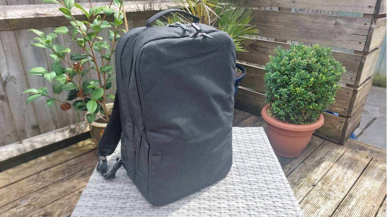 Stolt Alpha Commuter Backpack
