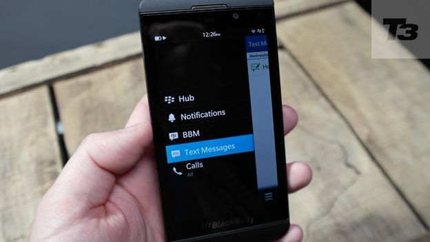 blackberry z10 hub