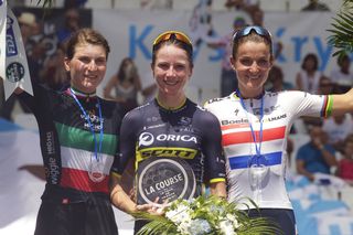 Stage 2 - Van Vleuten wins La Course pursuit