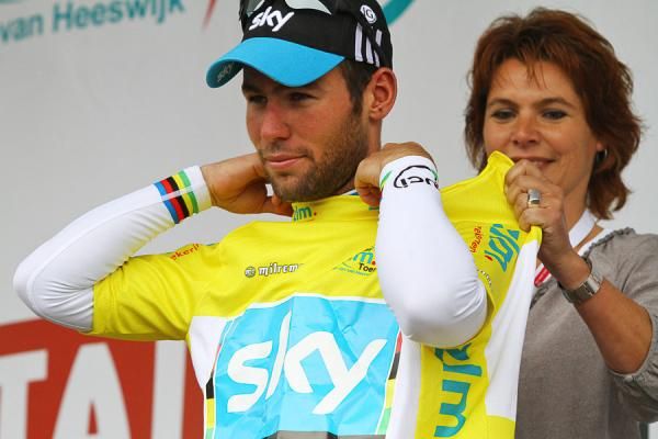 Mark Cavendish (Team Sky) in yellow