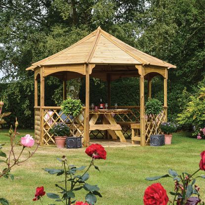 Rowlinson Buckingham Woodenin garden Gazebo 