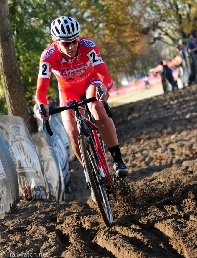 Meredith Miller (Cal Giant Berry Farms/ Specialized) owned third place once Anthony got away