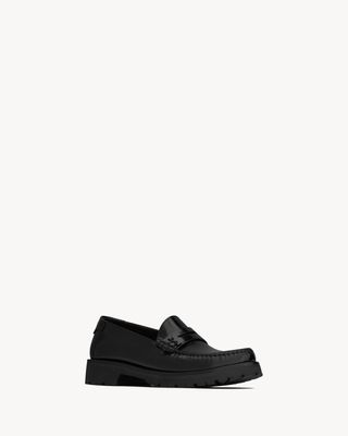 Women's Le Loafer Chunky Penny Slippers in Glazed Leather in Black