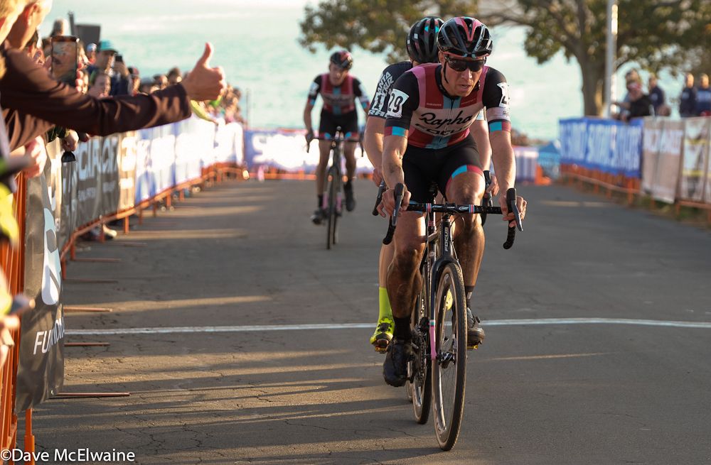 Jeremy Powers (Aspire Racing) leading Tobin Ortenblad (Santa Cruz/Donkey Label) with one lap to go