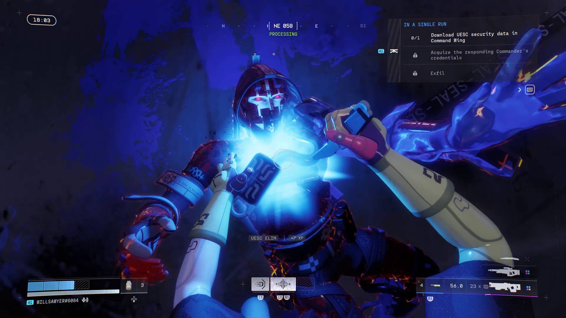 Marathon player stabbing enemy assassin runner with knife