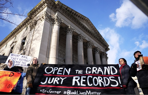 Protestors of the Eric Garner grand jury decision 