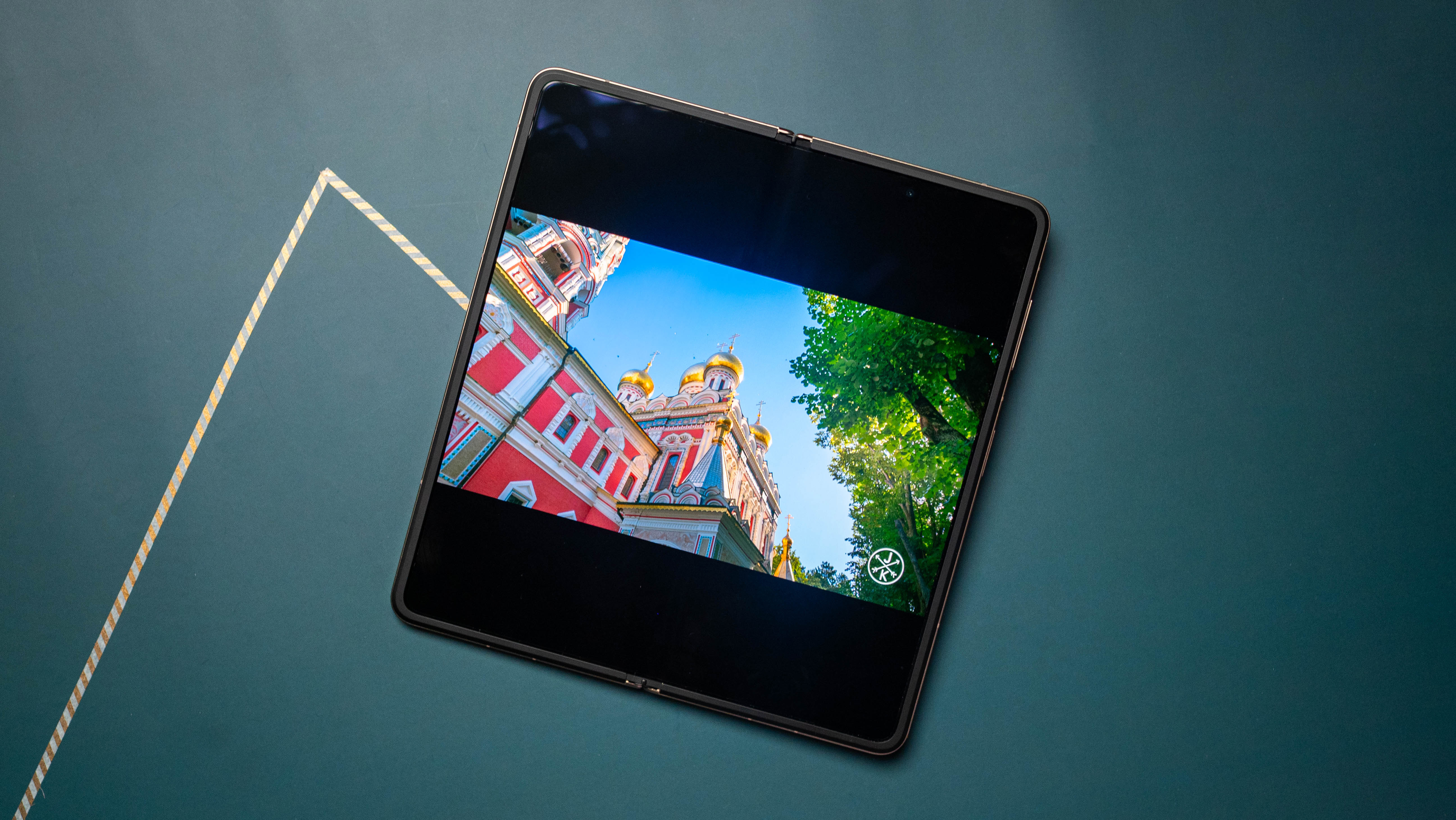 Honor Magic V5 review on Android Central