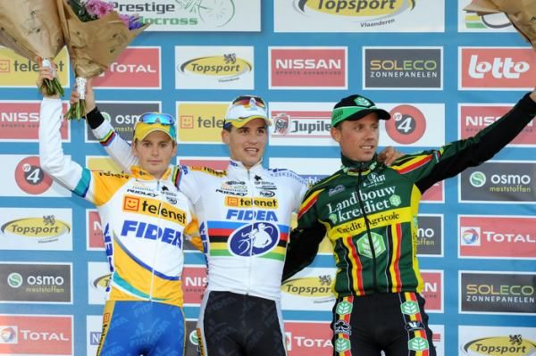The podium: Kevin Pauwels (Telenet-Fidea), Zdenek &Scaron;tybar (Telenet-Fidea) and Sven Nys (Landbouwkrediet)