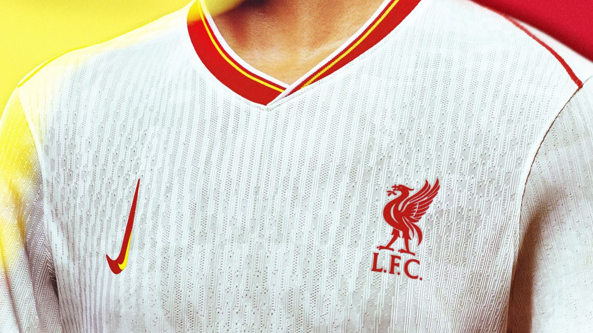 Nike Liverpool 2024/25 home shirt