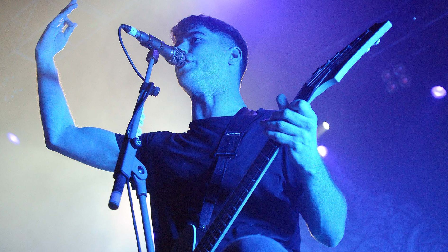 british-metalcore-heroes-bury-tomorrow-announce-the-departure-of-rhythm