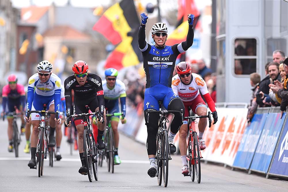 Marcel Kittel (Etixx-QuickStep) celebrates his win